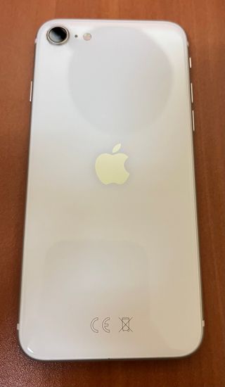 iPhone SE 2020 en color blanco y de 128gb