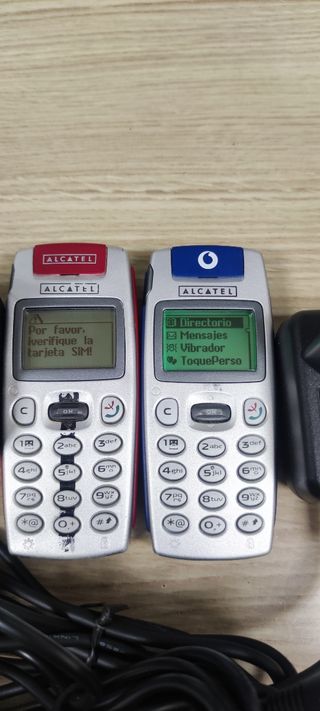 Dos teléfonos Alcatel OT511 por 20€