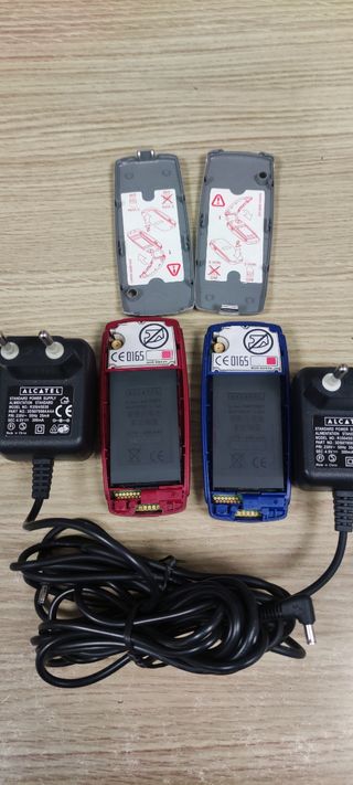 Dos teléfonos Alcatel OT511 por 20€