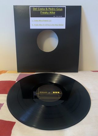 Del Costa & Pedro Goya - Freaky Mike