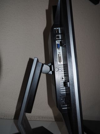 PC compacto+Patalla+Teclado+Ratón+WIFI&bluetooth