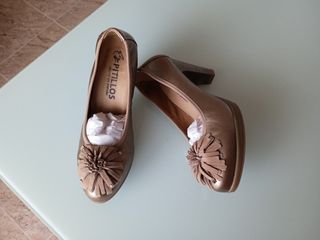 Zapatos Pitillos.