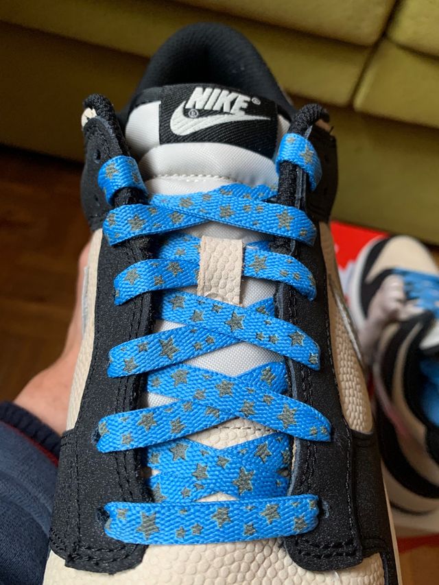 Nike Dunk low "Starry Laces"