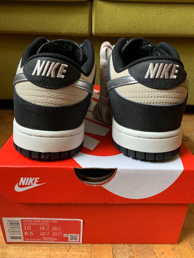 Nike Dunk low "Starry Laces"