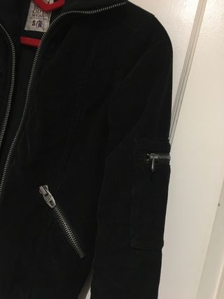 Chaqueta de pana negra Bershka