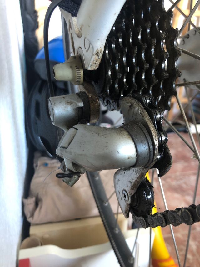 bicicleta poco uso, solo el cuadro costo 700€