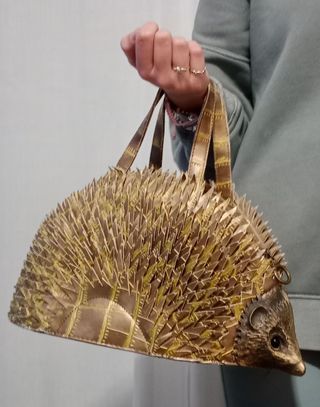 BOLSO ERIZO DE MANO