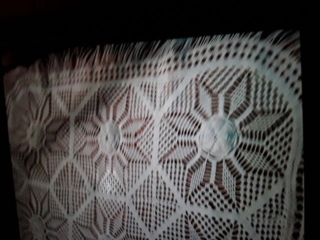 Tapete antiguo de ganchillo forma estrellas y flec