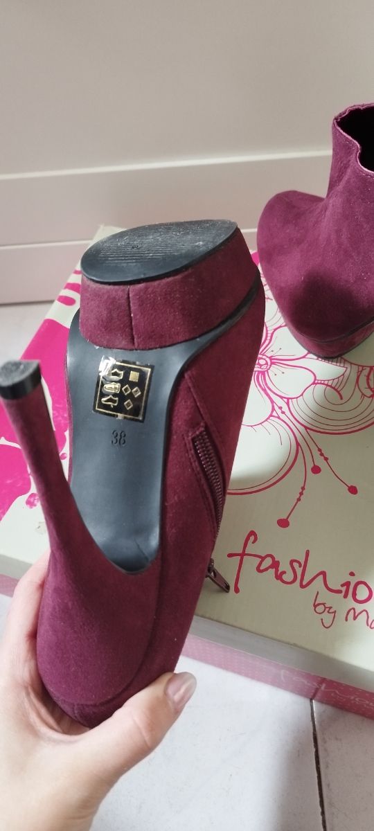 Botín tacón MaryPaz