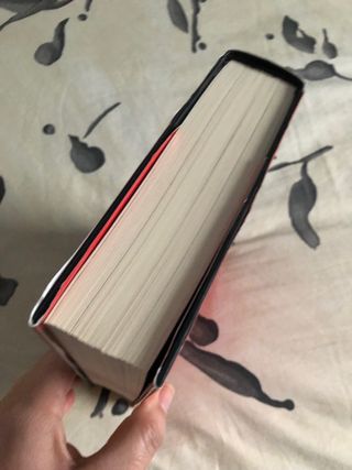 Libro Reina Roja de Juan Gómez Jurado