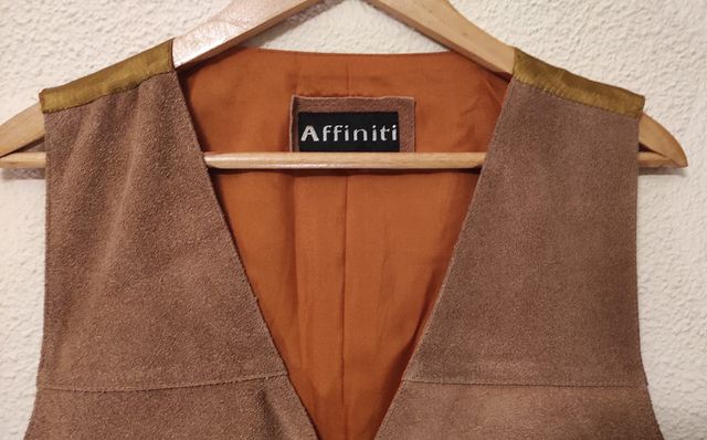 Chaleco de piel color marrón Talla M