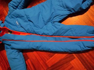 Buzo de nieve NUEVO talla 2 años (altura 83-90cm)