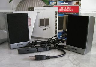 Altavoces Trust 2010 Soundforce multimedia   