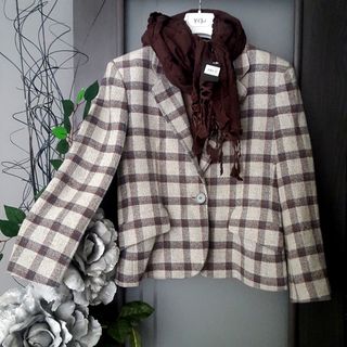 Chaqueta Made in Italy + Foulard