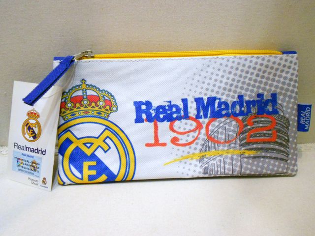 ESTUCHE/PORTATODO/NECESER OFICIAL DEL REAL MADRID 