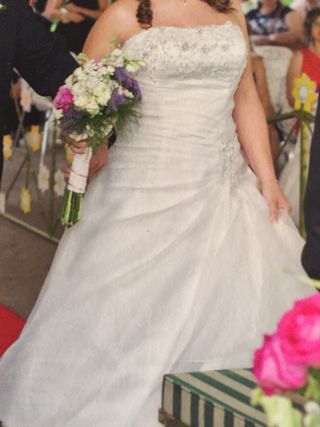 Vestido de novia y accesorios 