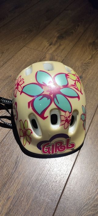 Casco infantil seminuevo