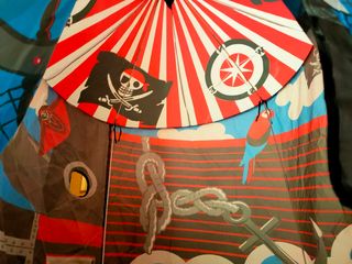 Tienda barco pirata