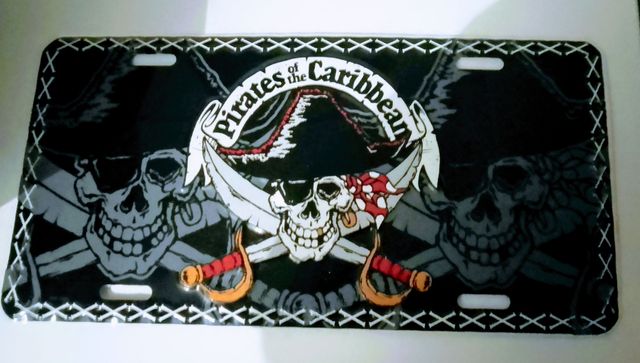 placa decorativa "Piratas del Caribe"