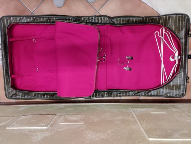 valigia porta abiti da viaggio vintage