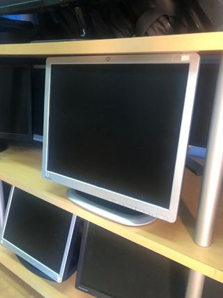 lote 5ud. monitor HP 17"