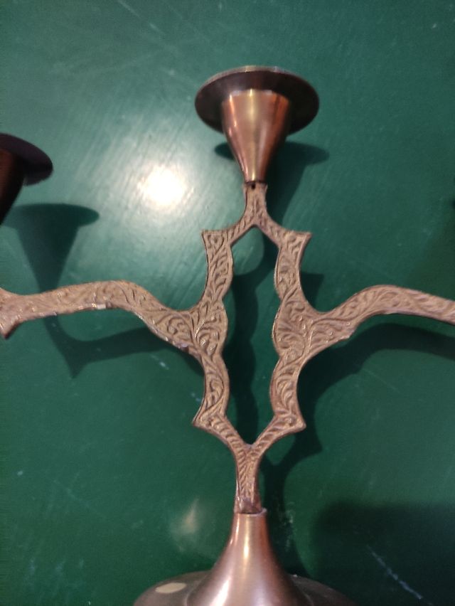 Candelabro latón
