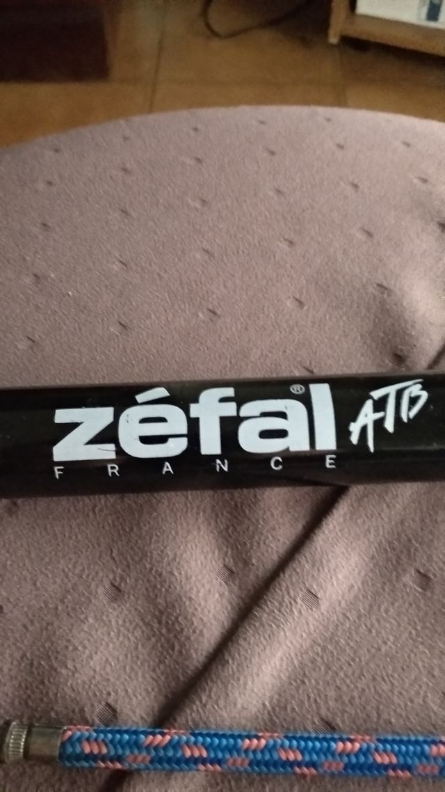 Bombín para bicicleta  en Salamanca