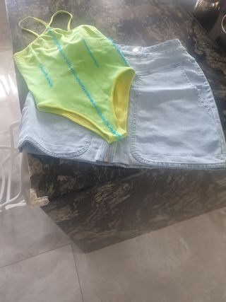 Conjunto body + falda