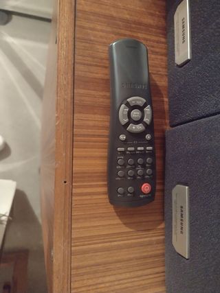 SAMSUNG Equipo Música