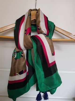 Pañuelo, fular de chica de Dayaday