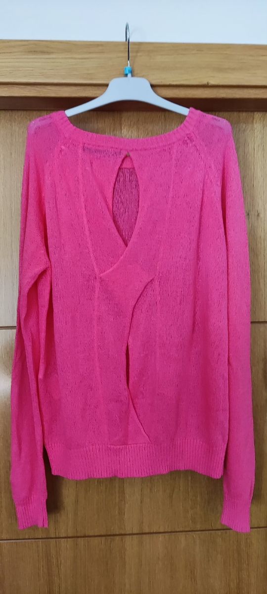 jersey Bershka color rosa salmón