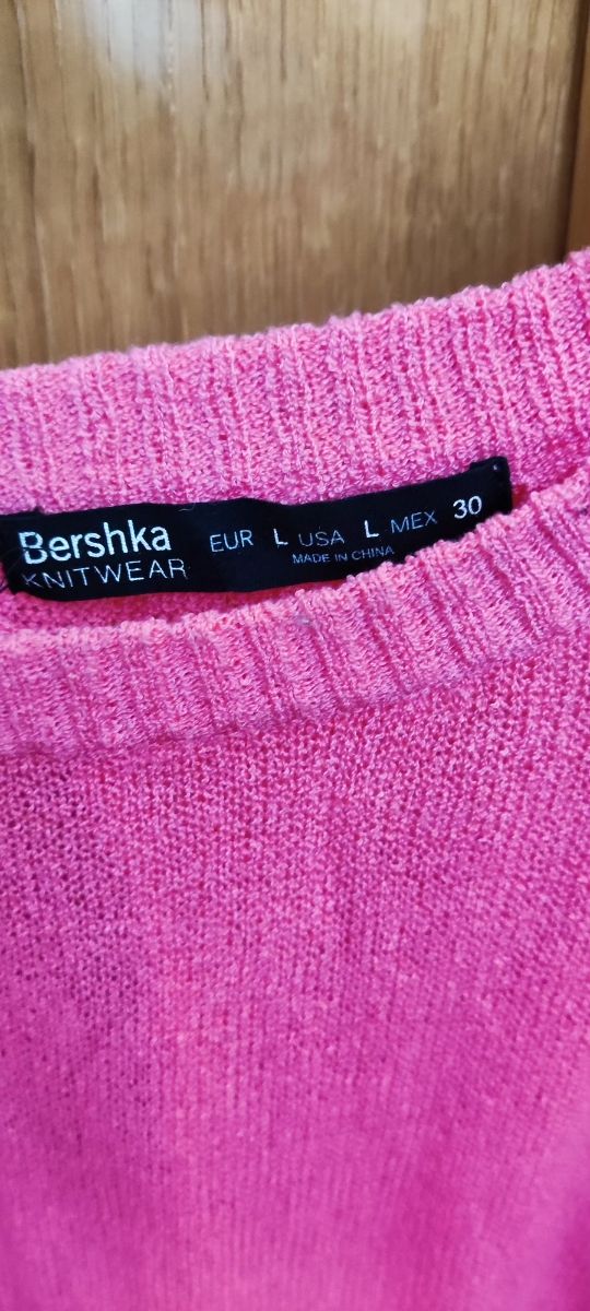 jersey Bershka color rosa salmón
