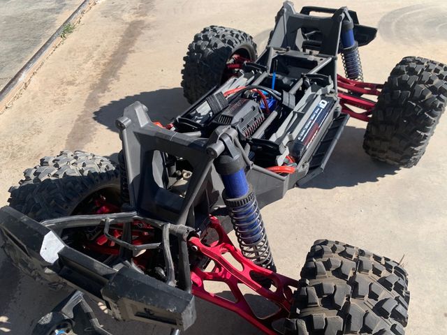 Traxxas x Maxx  8S