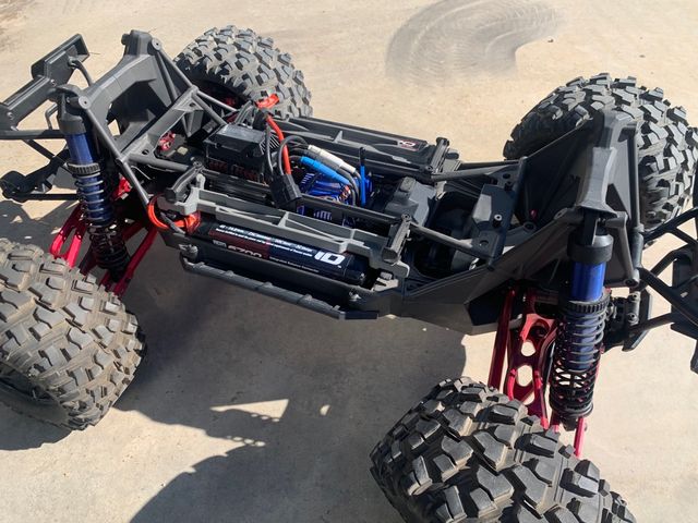 Traxxas x Maxx  8S