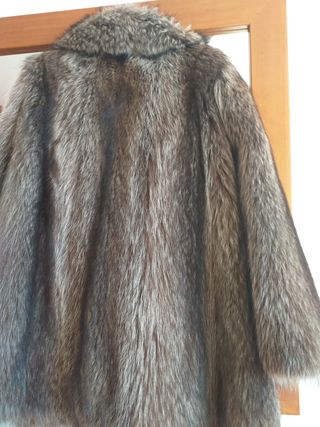 Abrigo de pieles