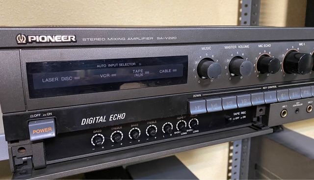 Amplificador y Mezclador Pioneer SA V220