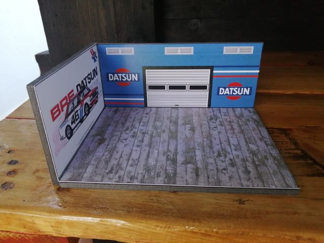 diorama Datsun