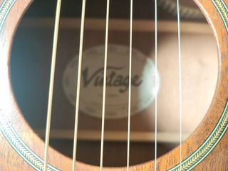GUITARRA ELECTROACÚSTICA VINTAGE 