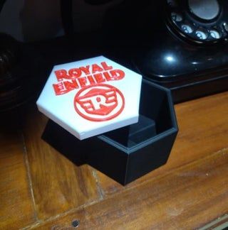 CAJA LLAVES ROYAL logo ENFIELD