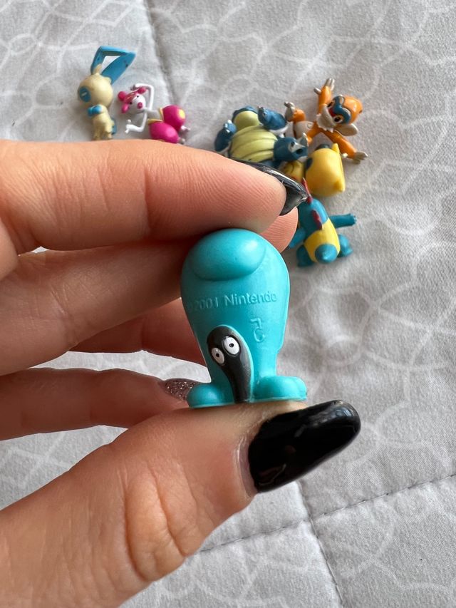 Lote de mini figuras pokemon nintendo