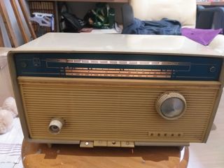 antigua radio askar años 60/ 70