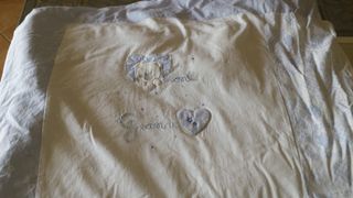 copertina culla celeste bianca bianco usata