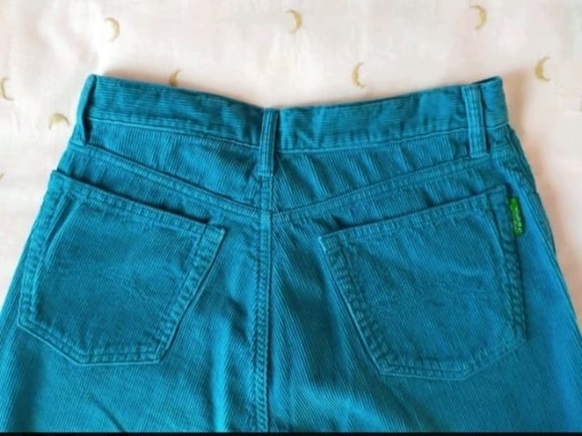 Pantalón "Benetton". Muy buen estado