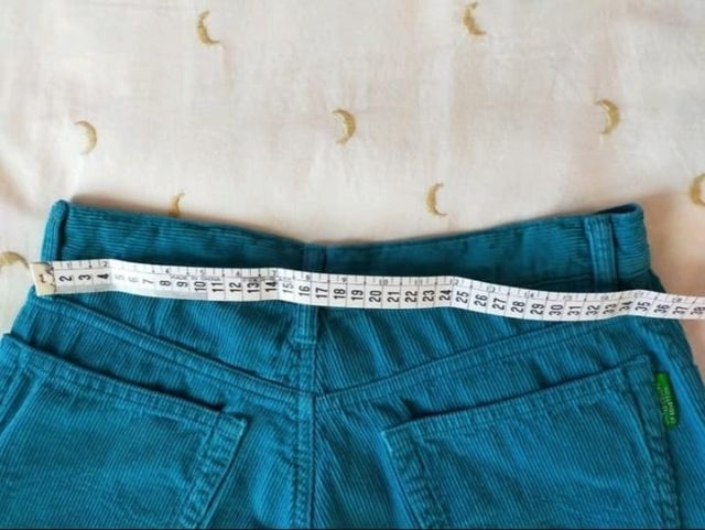 Pantalón "Benetton". Muy buen estado