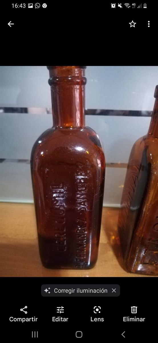 televisores y botellas antiguas lote