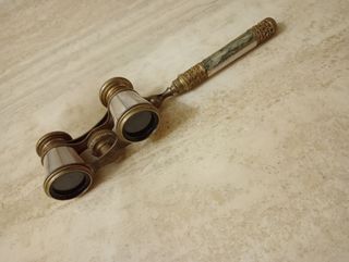 Binoculares prismáticos antiguos