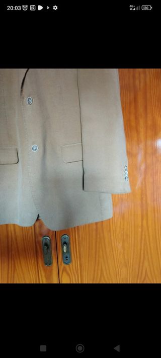 Americana de pana de hombre. Talla 48