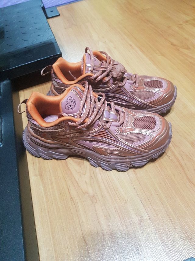 Deportivas Lil,kreets de bershka