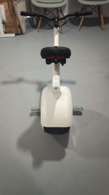 Monociclo blanco eléctrico