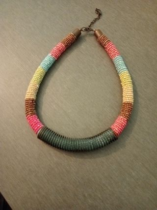 collar étnico 